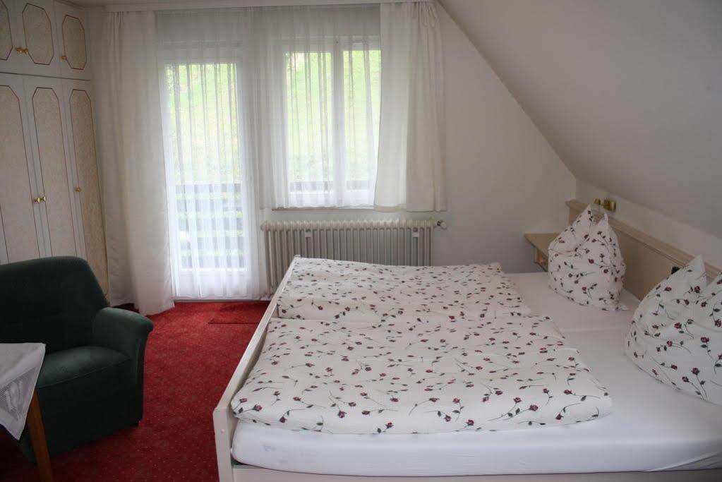 Pension Am Weinberg Sasbachwalden Esterno foto